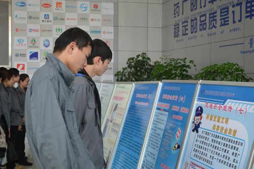 舐め犯し3波多野结衣